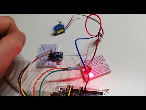 Geestensensor ADPS9960, Servo und 5mm NeoPixel am Arduino UNO