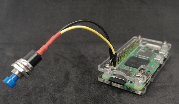 Raspberry Pi Zero 2 W - Taster per GPIO verbunden