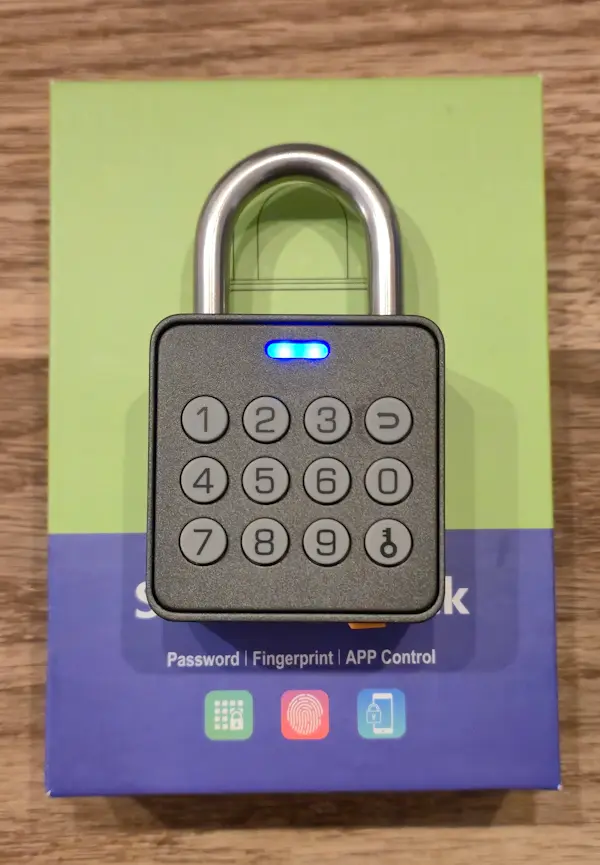 Tastenfeld am Eseesmart Smart Padlock